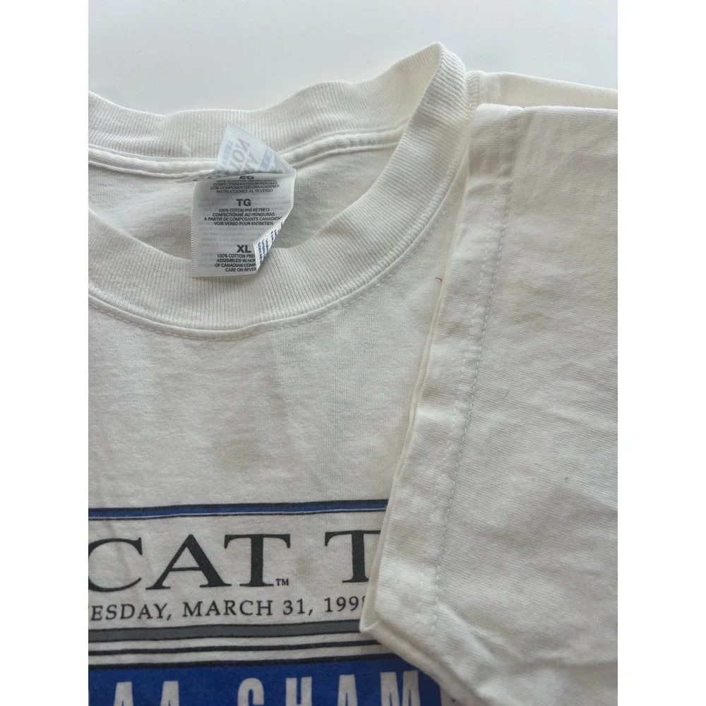 VTG Kentucky Wildcats Shirt‎ Size XL 1998 NCAA Champions Basketball Gildan Hands